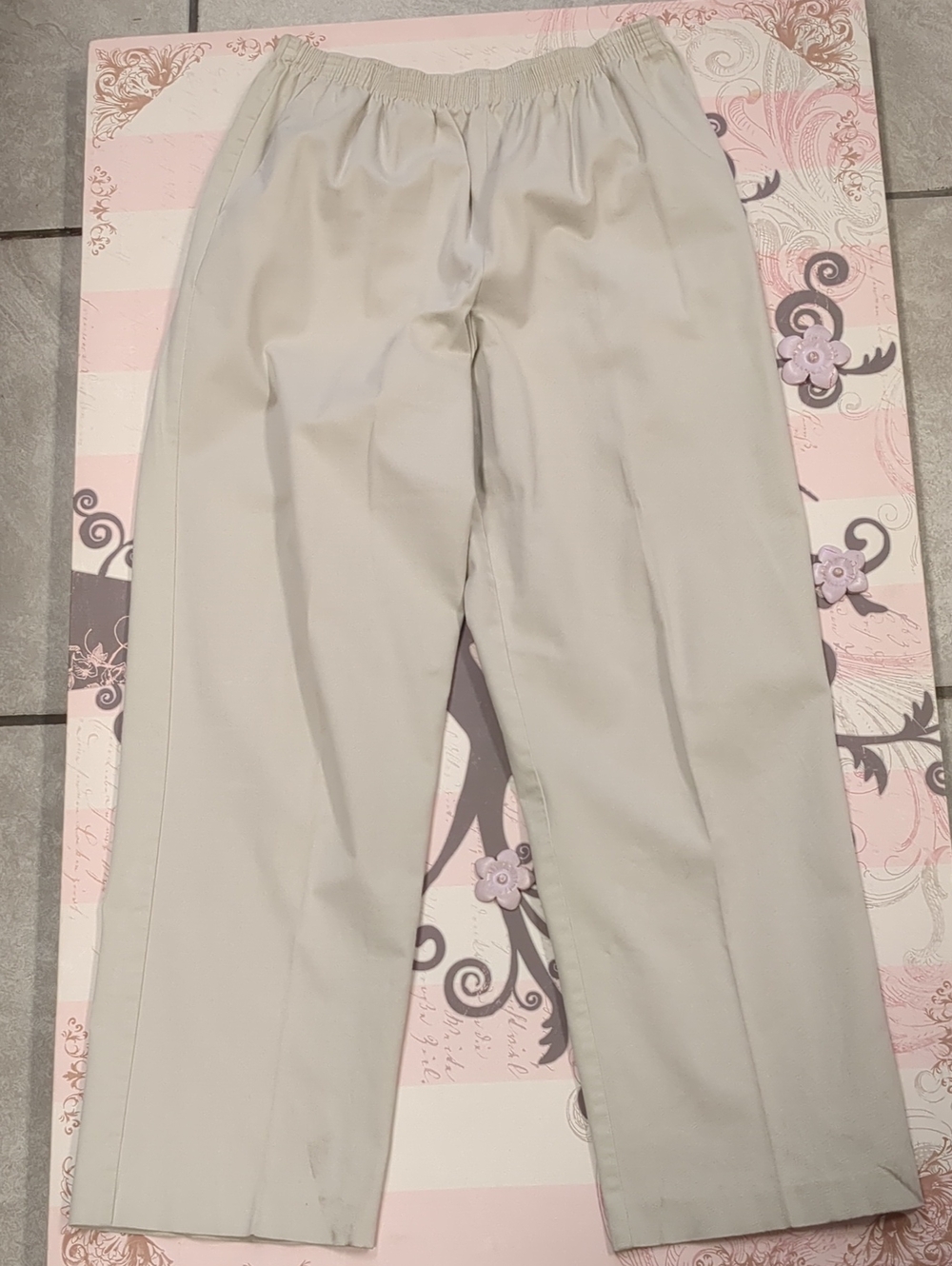 Alfred Dunner Light Gray Elastic Waist Trousers